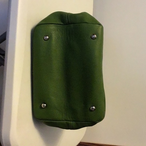 New green Tignanello purse - Picture 7 of 7